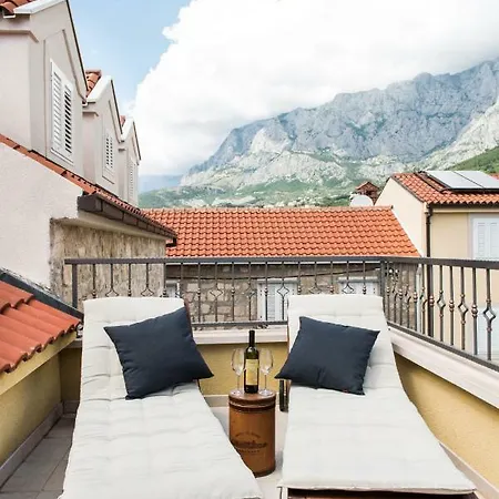 Old Stone In Historic Center With Heated Pool Vila *